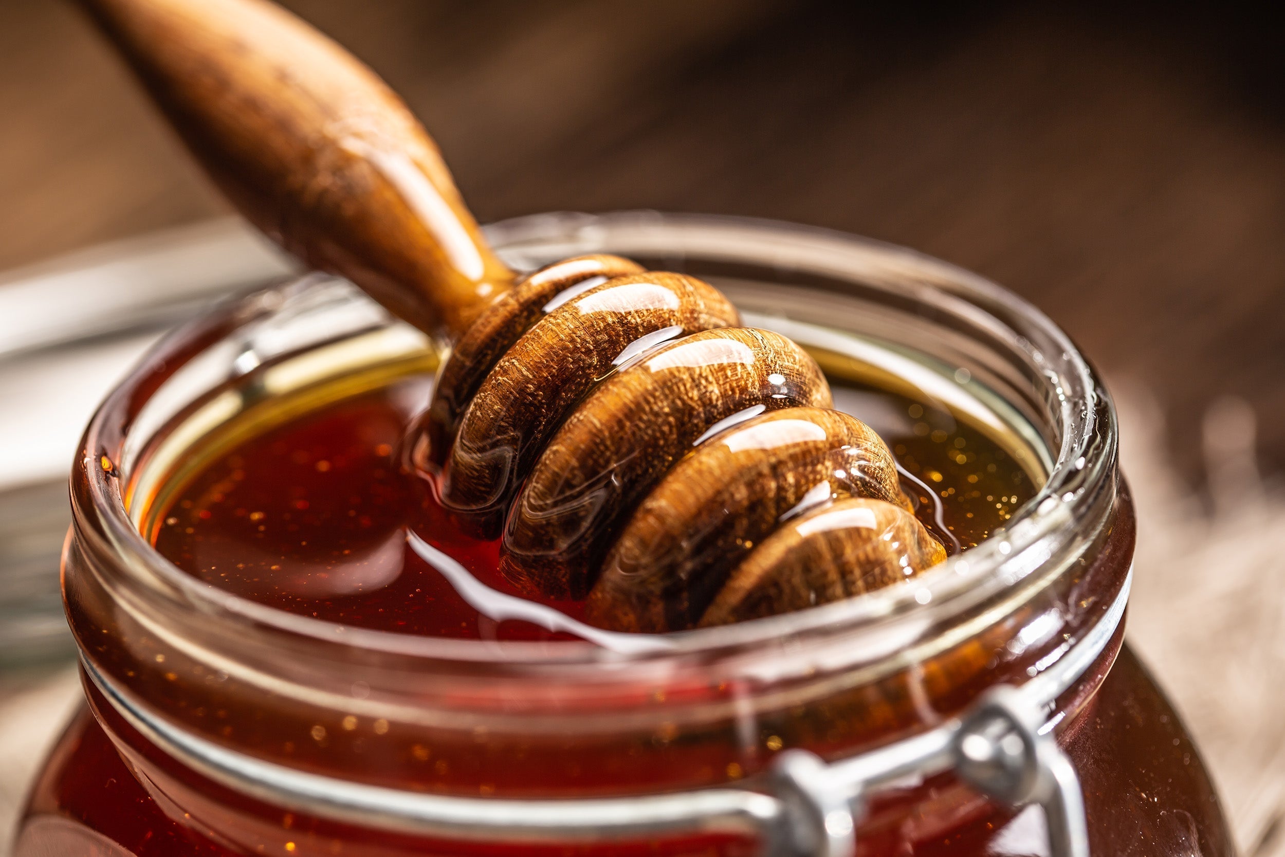 Honey Fraud & Adulteration: A Complete Buyer's Guide