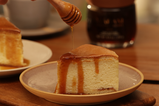 Why Choose Raw Honey Sweeteners Over Sugar and Substitutes?